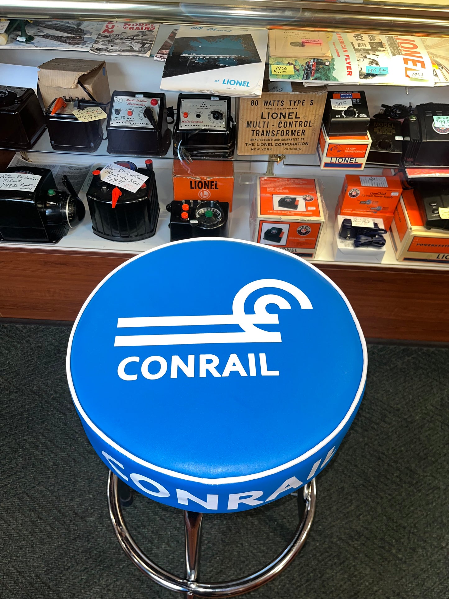 CONRAIL R~T~R FALLEN FLAG TRAIN SEAT
