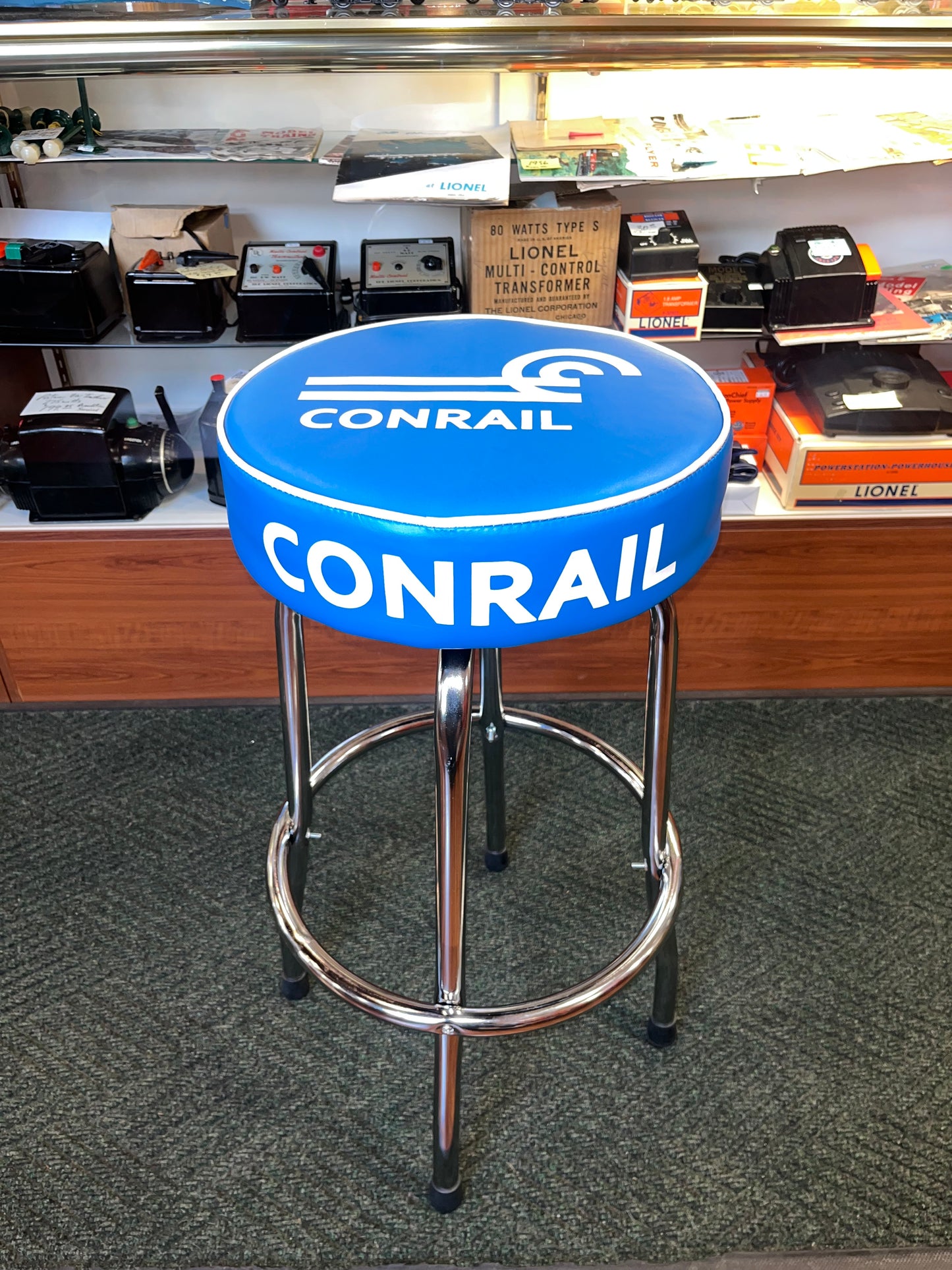 CONRAIL R~T~R FALLEN FLAG TRAIN SEAT
