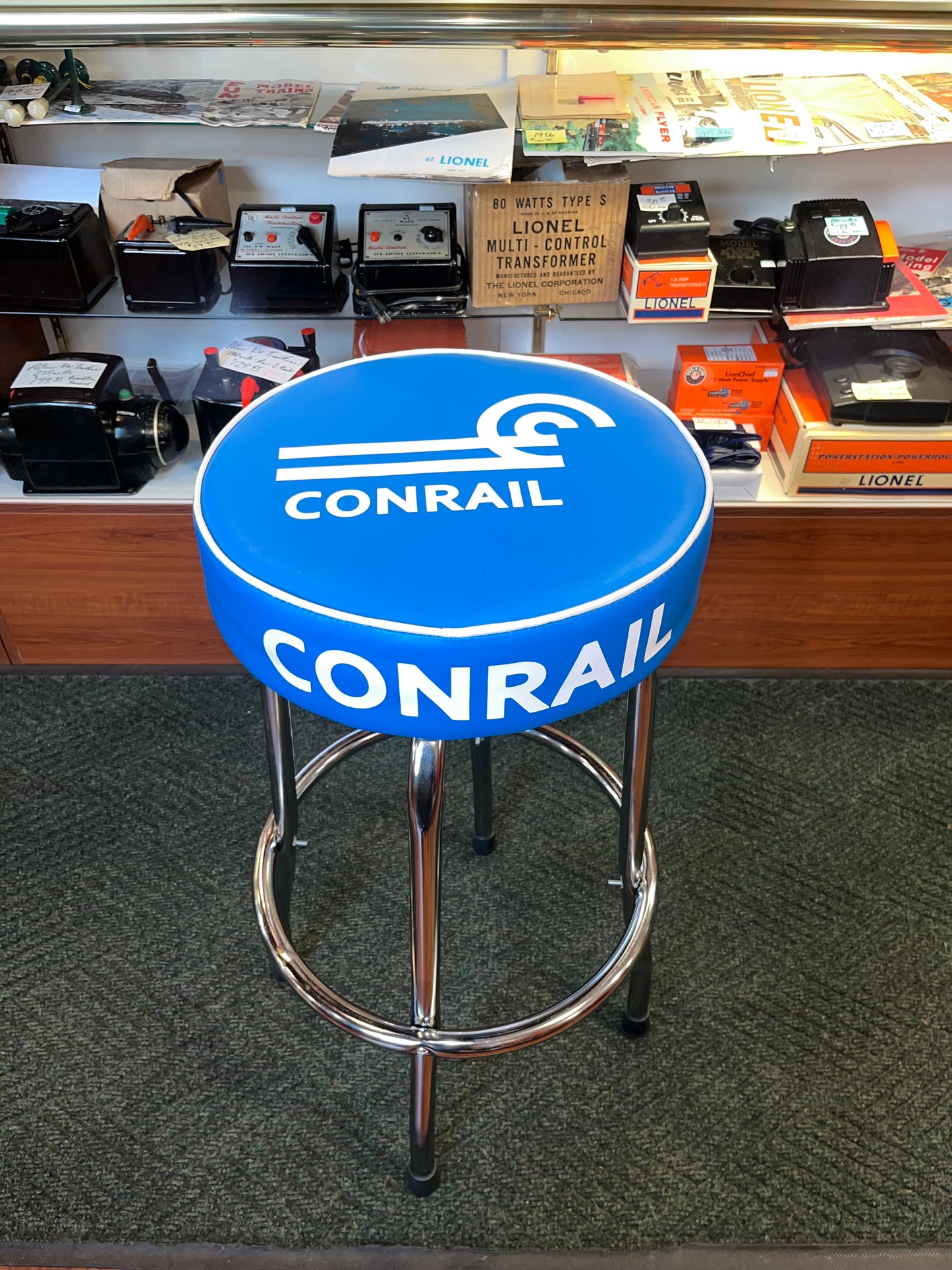 CONRAIL R~T~R FALLEN FLAG TRAIN SEAT