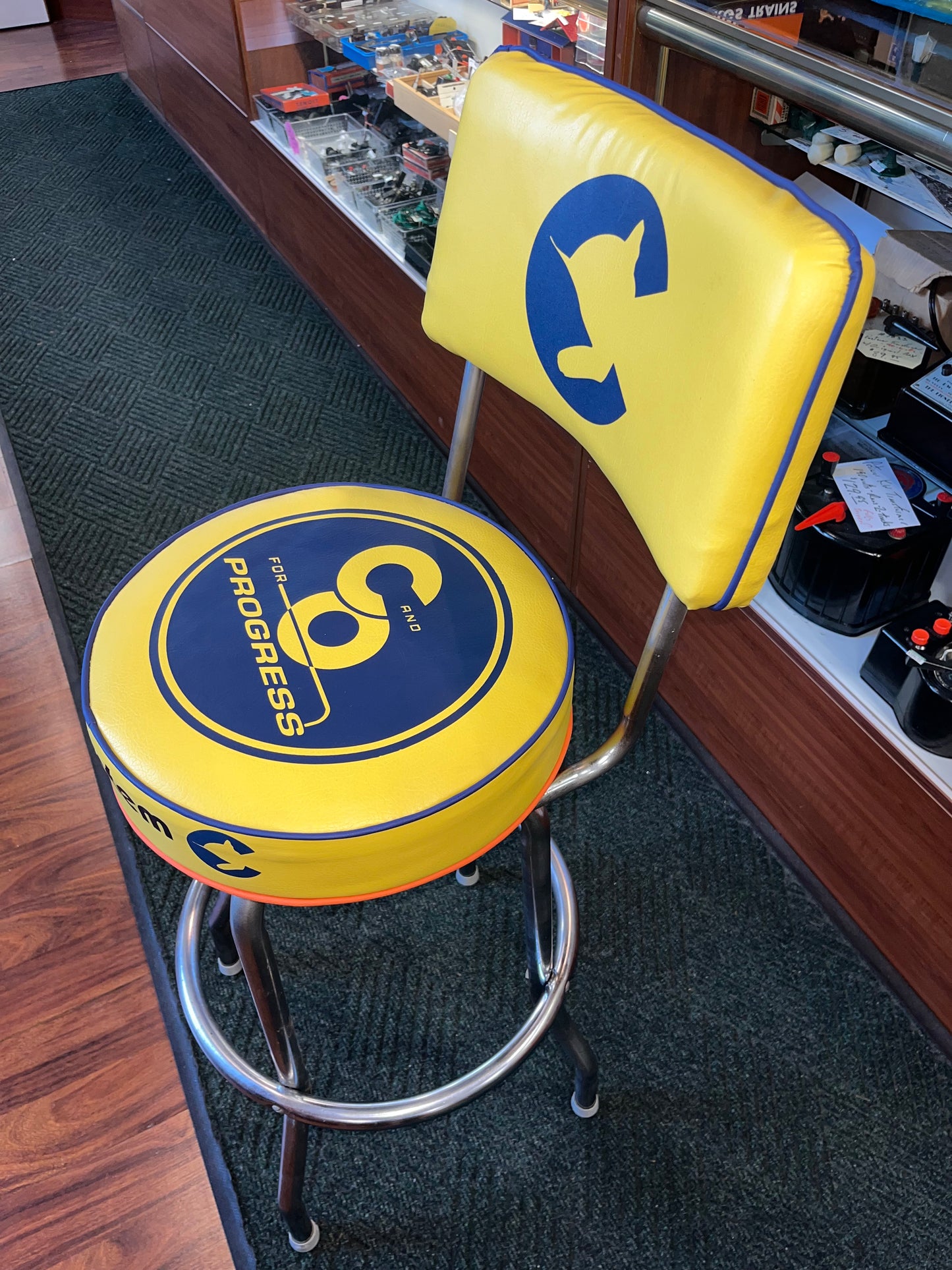 NEW! CHESSIE SYSTEM YARDMASTER TRAIN SEAT™️