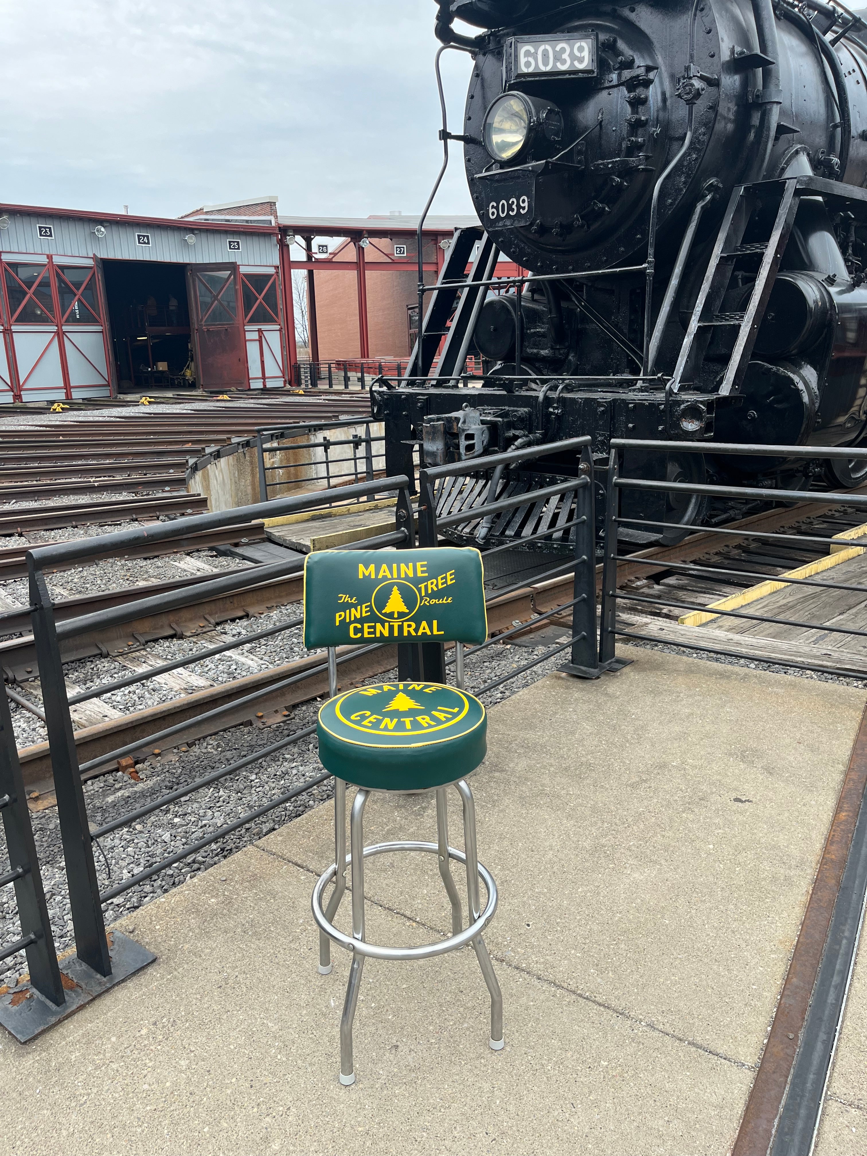 MAINE CENTRAL YARD MASTER TRAIN SEAT