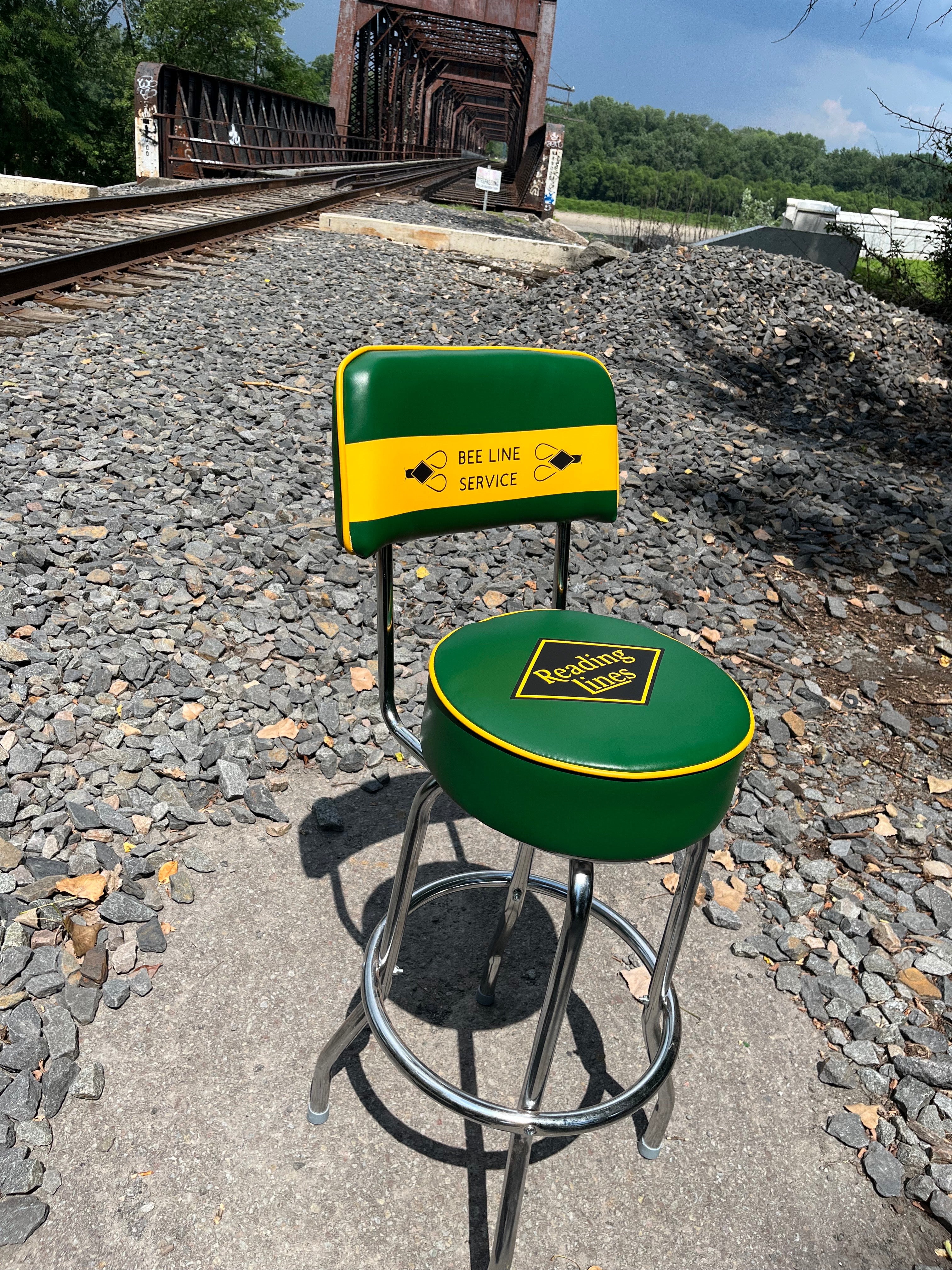 READING LINES (BEE LINE SERVICE) YARD MASTER SEAT