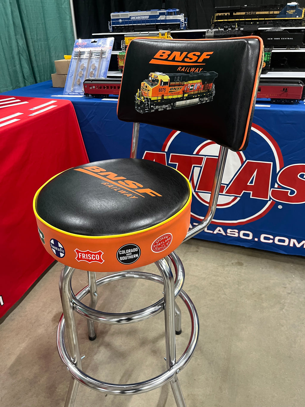 BNSF 25TH ANNIVERSARY YARD MASTER TRAIN SEAT